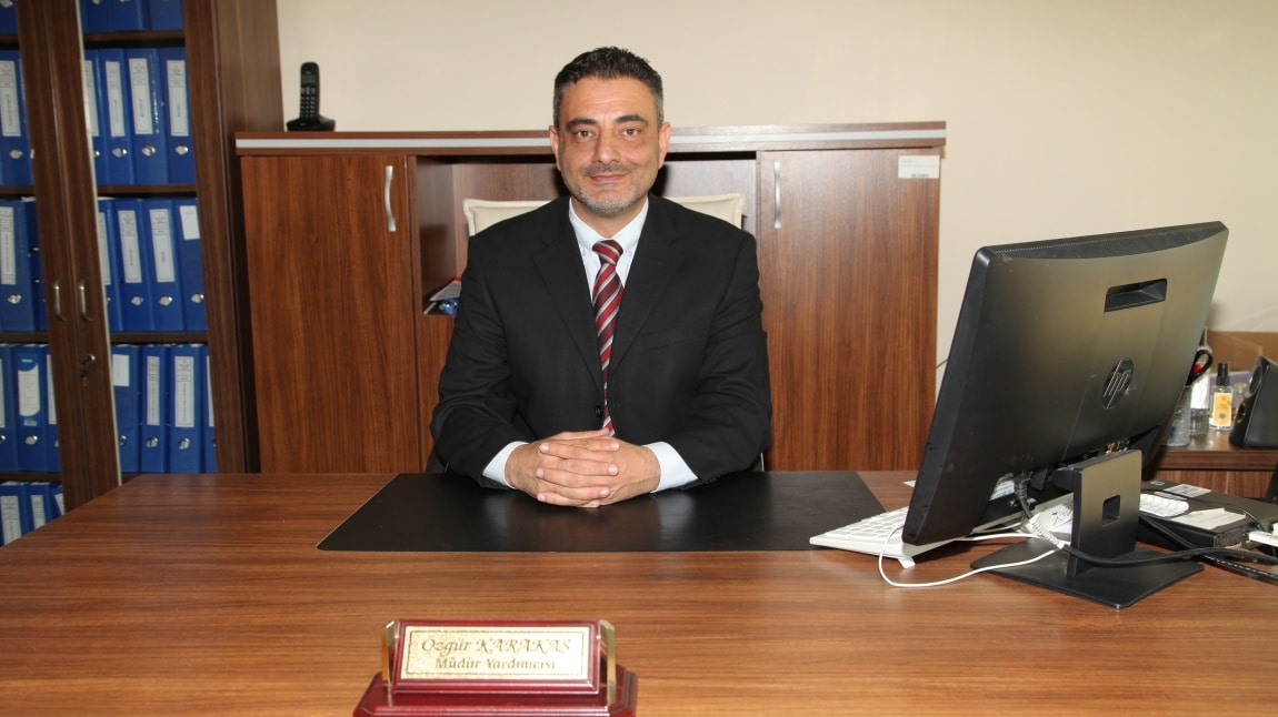 Özgür Yılmaz KARAKAŞ - BaşÖğretmen / Müdür Yardımcısı